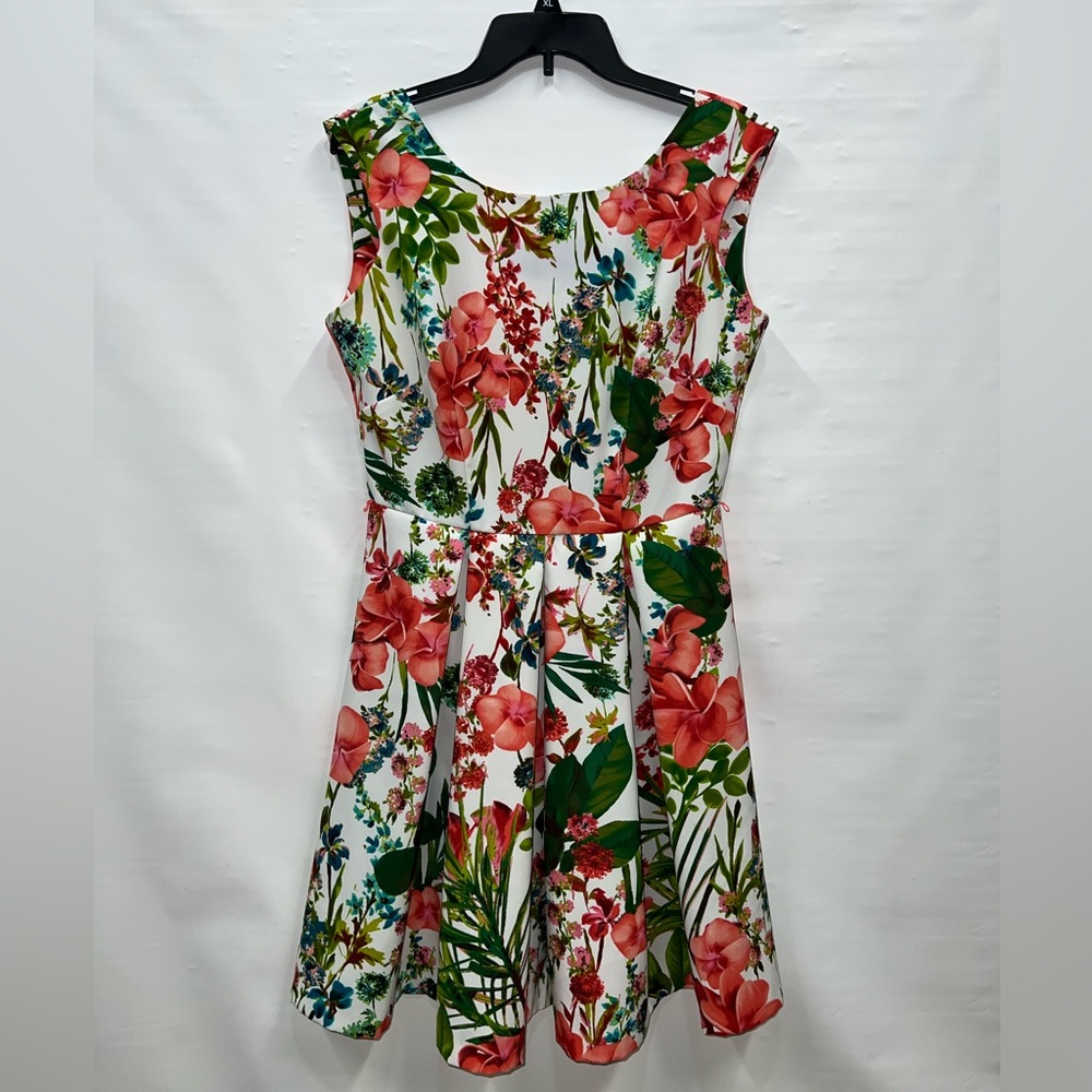 Danny & Nicole Dress Women’s Sz 8 Multicolor Polyester Blend Fit & Flare Floral